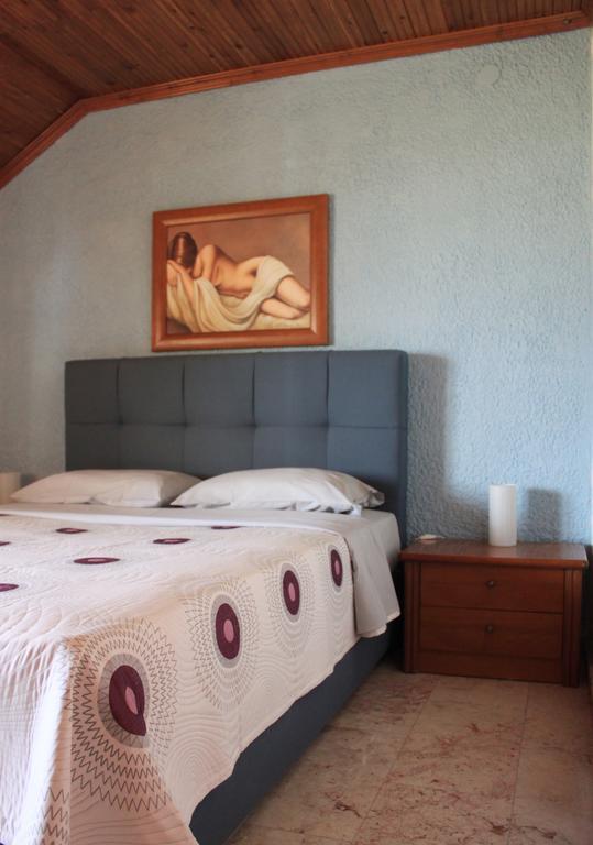 Kehagias Apartments Vrasná Екстериор снимка